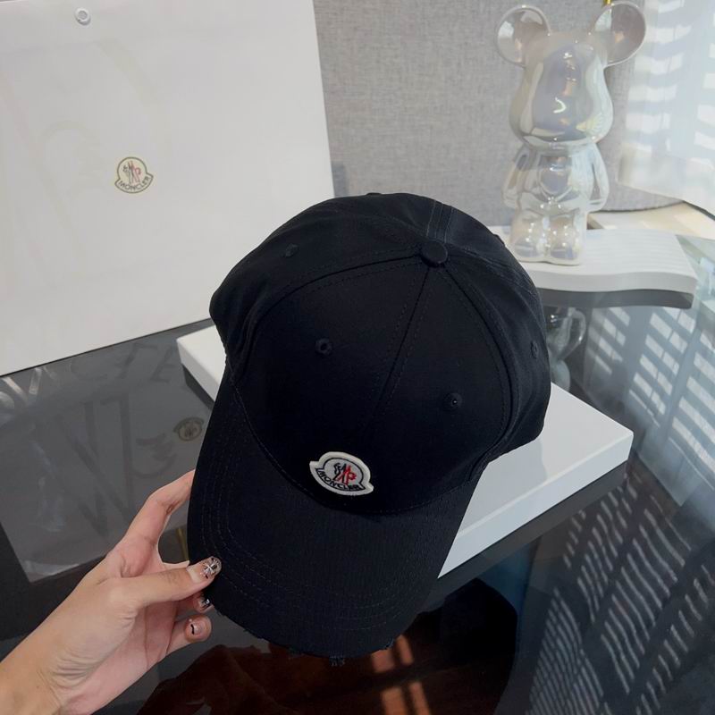 Moncler cap (3)